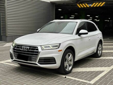 Ауди Ку 5 2017 в Киеве на Automoto.ua Белый Ауди Ку 5, объемом двигателя 2 л и пробегом 106 тыс. км за 16900 $, фото 1 на Automoto.ua