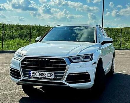 Белый Ауди Ку 5, объемом двигателя 1.98 л и пробегом 135 тыс. км за 29900 $, фото 1 на Automoto.ua