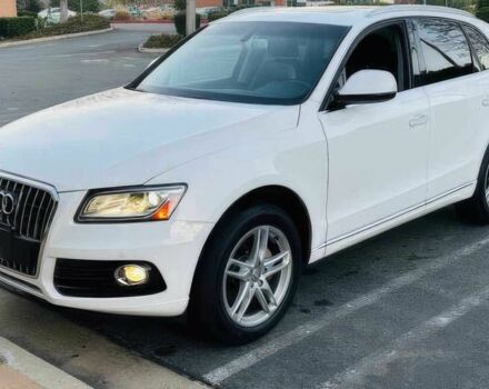 Белый Ауди Ку 5, объемом двигателя 2 л и пробегом 52 тыс. км за 5000 $, фото 1 на Automoto.ua