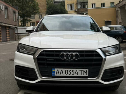 Білий Ауді Ку 5, об'ємом двигуна 1.97 л та пробігом 162 тис. км за 30200 $, фото 1 на Automoto.ua