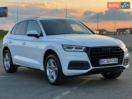 Белый Ауди Ку 5, объемом двигателя 2 л и пробегом 72 тыс. км за 24500 $, фото 1 на Automoto.ua