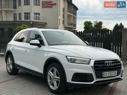 Белый Ауди Ку 5, объемом двигателя 1.97 л и пробегом 225 тыс. км за 27400 $, фото 1 на Automoto.ua