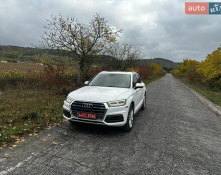 Белый Ауди Ку 5, объемом двигателя 2 л и пробегом 208 тыс. км за 18999 $, фото 1 на Automoto.ua