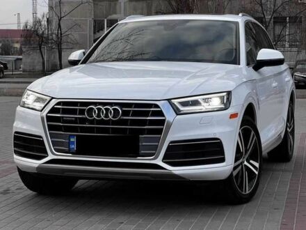 Белый Ауди Ку 5, объемом двигателя 2 л и пробегом 77 тыс. км за 16000 $, фото 1 на Automoto.ua