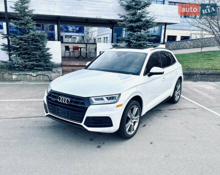 Белый Ауди Ку 5, объемом двигателя 1.98 л и пробегом 86 тыс. км за 27950 $, фото 1 на Automoto.ua