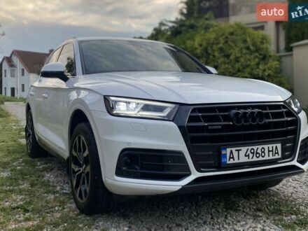 Белый Ауди Ку 5, объемом двигателя 1.97 л и пробегом 199 тыс. км за 33500 $, фото 1 на Automoto.ua