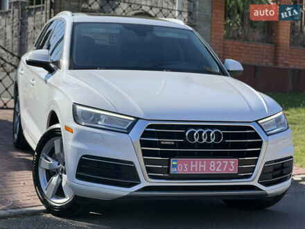 Ауди Ку 5 2018 в Ровно на Automoto.ua Белый Ауди Ку 5, объемом двигателя 2 л и пробегом 212 тыс. км за 22900 $, фото 1 на Automoto.ua