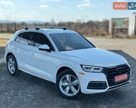 Белый Ауди Ку 5, объемом двигателя 2 л и пробегом 161 тыс. км за 23999 $, фото 1 на Automoto.ua