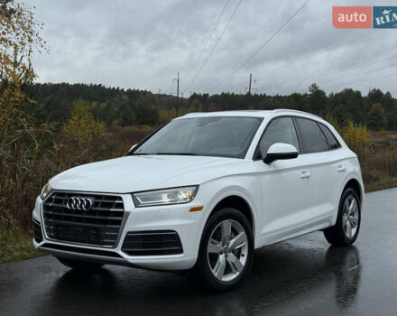 Белый Ауди Ку 5, объемом двигателя 2 л и пробегом 171 тыс. км за 20000 $, фото 1 на Automoto.ua