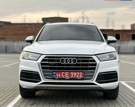 Белый Ауди Ку 5, объемом двигателя 2 л и пробегом 162 тыс. км за 20900 $, фото 1 на Automoto.ua