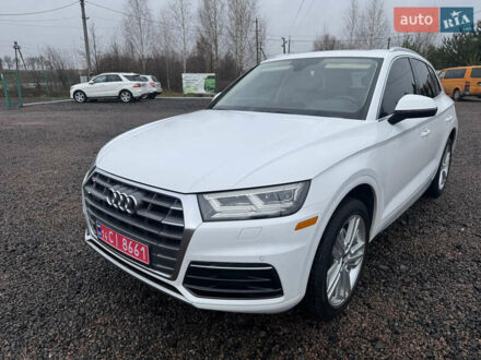 Білий Ауді Ку 5, об'ємом двигуна 2 л та пробігом 114 тис. км за 23800 $, фото 1 на Automoto.ua