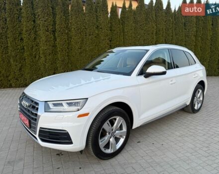 Белый Ауди Ку 5, объемом двигателя 2 л и пробегом 179 тыс. км за 21950 $, фото 1 на Automoto.ua