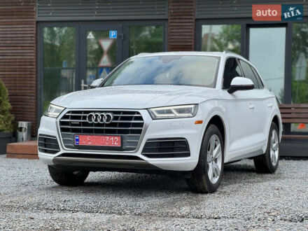 Ауди Ку 5 2018 в Львове на Automoto.ua Белый Ауди Ку 5, объемом двигателя 2 л и пробегом 100 тыс. км за 28900 $, фото 1 на Automoto.ua