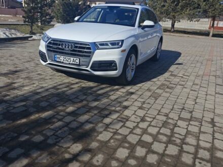 Белый Ауди Ку 5, объемом двигателя 1.98 л и пробегом 240 тыс. км за 20999 $, фото 1 на Automoto.ua