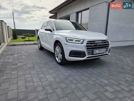 Білий Ауді Ку 5, об'ємом двигуна 1.98 л та пробігом 179 тис. км за 26000 $, фото 1 на Automoto.ua
