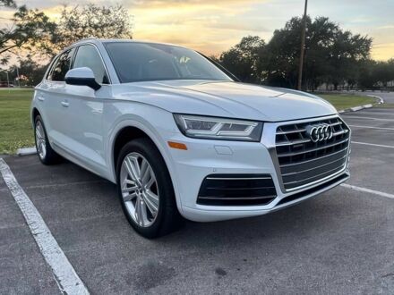 Белый Ауди Ку 5, объемом двигателя 2 л и пробегом 44 тыс. км за 14000 $, фото 1 на Automoto.ua