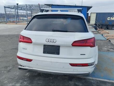 Белый Ауди Ку 5, объемом двигателя 2 л и пробегом 68 тыс. км за 6500 $, фото 1 на Automoto.ua