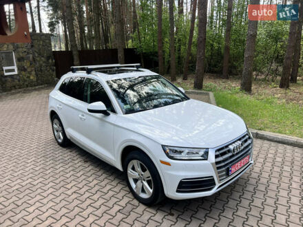 Ауді Ку 5 2019 у Новояворівськ на Automoto.ua Білий Ауді Ку 5, об'ємом двигуна 1.98 л та пробігом 70 тис. км за 26500 $, фото 1 на Automoto.ua