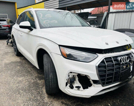 Белый Ауди Ку 5, объемом двигателя 2 л и пробегом 136 тыс. км за 22500 $, фото 1 на Automoto.ua