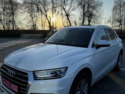 Белый Ауди Ку 5, объемом двигателя 2 л и пробегом 83 тыс. км за 29300 $, фото 1 на Automoto.ua