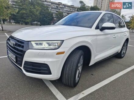 Ауди Ку 5 2020 в Киеве на Automoto.ua Белый Ауди Ку 5, объемом двигателя 1.98 л и пробегом 128 тыс. км за 31400 $, фото 1 на Automoto.ua