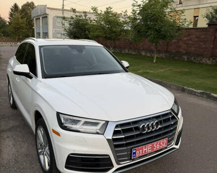 Білий Ауді Ку 5, об'ємом двигуна 1.98 л та пробігом 83 тис. км за 27500 $, фото 1 на Automoto.ua