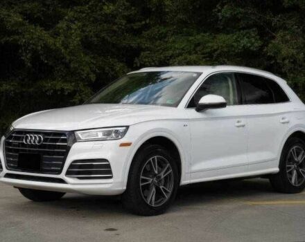 Белый Ауди Ку 5, объемом двигателя 2 л и пробегом 40 тыс. км за 15000 $, фото 1 на Automoto.ua