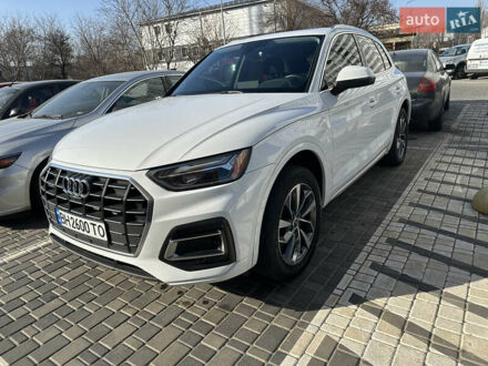 Ауди Ку 5 2021 в Одессе на Automoto.ua Белый Ауди Ку 5, объемом двигателя 1.98 л и пробегом 18 тыс. км за 37599 $, фото 1 на Automoto.ua