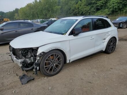 Ауді Ку 5 2021 у Києві на Automoto.ua Білий Ауді Ку 5, об'ємом двигуна 3 л та пробігом 44 тис. км за 557 $, фото 1 на Automoto.ua
