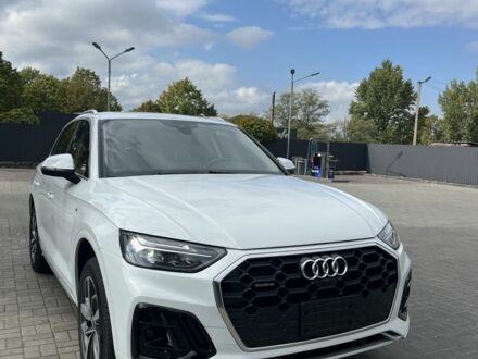 Белый Ауди Ку 5, объемом двигателя 2 л и пробегом 72 тыс. км за 31000 $, фото 1 на Automoto.ua