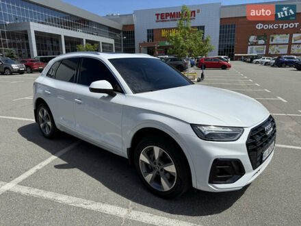 Ауди Ку 5 2023 в Броварах на Automoto.ua Белый Ауди Ку 5, объемом двигателя 1.98 л и пробегом 24 тыс. км за 43500 $, фото 1 на Automoto.ua