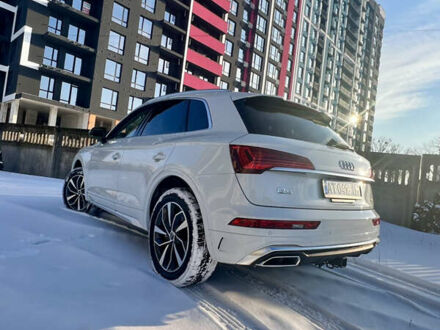 Белый Ауди Ку 5, объемом двигателя 2 л и пробегом 10 тыс. км за 37300 $, фото 1 на Automoto.ua