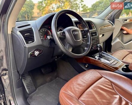 Черный Ауди Ку 5, объемом двигателя 3.2 л и пробегом 154 тыс. км за 12700 $, фото 60 на Automoto.ua