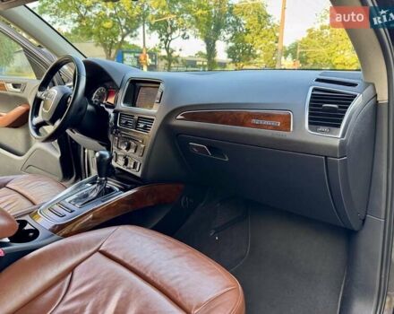 Черный Ауди Ку 5, объемом двигателя 3.2 л и пробегом 154 тыс. км за 12700 $, фото 53 на Automoto.ua