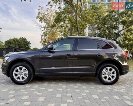 Черный Ауди Ку 5, объемом двигателя 3.2 л и пробегом 154 тыс. км за 12700 $, фото 7 на Automoto.ua