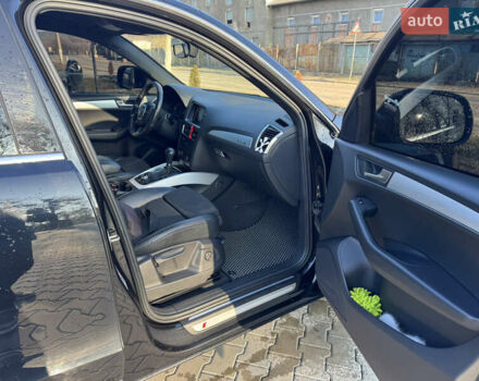 Ауді Ку 5 2009 у Чернівцях на Automoto.ua Чорний Ауді Ку 5, об'ємом двигуна 2.97 л та пробігом 275 тис. км за 15800 $, фото 8 на Automoto.ua