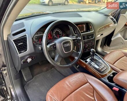 Черный Ауди Ку 5, объемом двигателя 3.2 л и пробегом 154 тыс. км за 12700 $, фото 61 на Automoto.ua