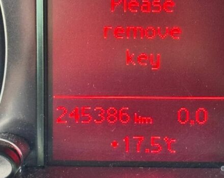 Черный Ауди Ку 5, объемом двигателя 2 л и пробегом 245 тыс. км за 11500 $, фото 7 на Automoto.ua