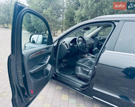 Черный Ауди Ку 5, объемом двигателя 1.98 л и пробегом 250 тыс. км за 14900 $, фото 13 на Automoto.ua