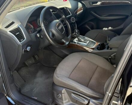 Черный Ауди Ку 5, объемом двигателя 2 л и пробегом 260 тыс. км за 7200 $, фото 4 на Automoto.ua