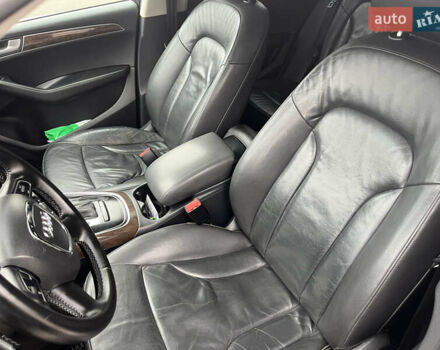 Черный Ауди Ку 5, объемом двигателя 1.98 л и пробегом 260 тыс. км за 12600 $, фото 10 на Automoto.ua