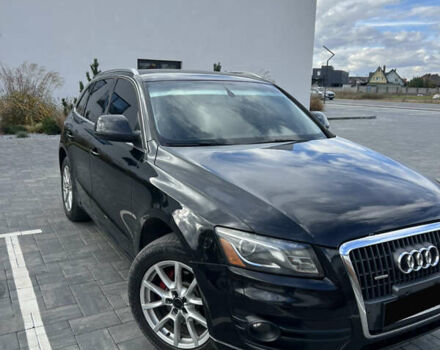 Черный Ауди Ку 5, объемом двигателя 2 л и пробегом 335 тыс. км за 8800 $, фото 1 на Automoto.ua