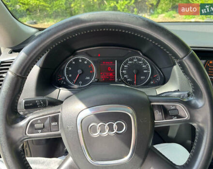 Черный Ауди Ку 5, объемом двигателя 1.98 л и пробегом 200 тыс. км за 12700 $, фото 13 на Automoto.ua