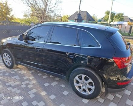 Черный Ауди Ку 5, объемом двигателя 2 л и пробегом 327 тыс. км за 13500 $, фото 1 на Automoto.ua