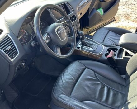 Ауди Ку 5 2010 в Радехове на Automoto.ua Черный Ауди Ку 5, объемом двигателя 2 л и пробегом 282 тыс. км за 9999 $, фото 13 на Automoto.ua