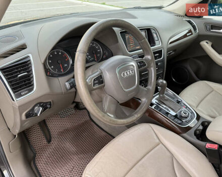 Черный Ауди Ку 5, объемом двигателя 1.98 л и пробегом 233 тыс. км за 9900 $, фото 20 на Automoto.ua