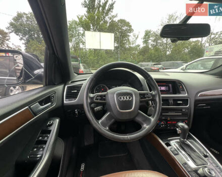 Черный Ауди Ку 5, объемом двигателя 2 л и пробегом 290 тыс. км за 14500 $, фото 11 на Automoto.ua
