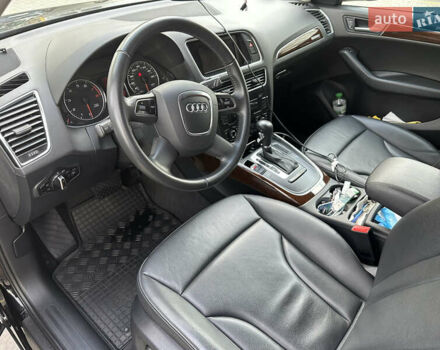 Черный Ауди Ку 5, объемом двигателя 2 л и пробегом 62 тыс. км за 15500 $, фото 46 на Automoto.ua