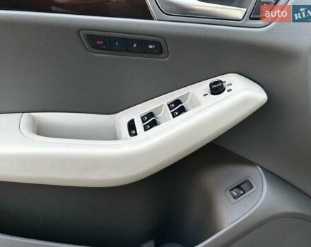 Чорний Ауді Ку 5, об'ємом двигуна 2 л та пробігом 136 тис. км за 12300 $, фото 31 на Automoto.ua