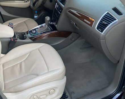 Черный Ауди Ку 5, объемом двигателя 1.98 л и пробегом 334 тыс. км за 11500 $, фото 13 на Automoto.ua